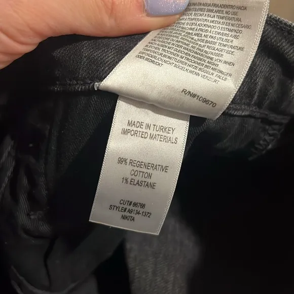 Agolde nikita shorts black denim NWOT
