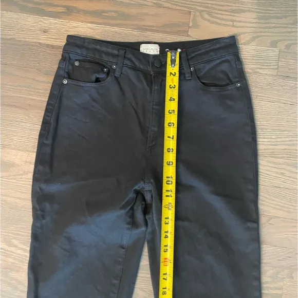 Alice   Olivia  Amazing High Rise Girlfriend Jeans in black