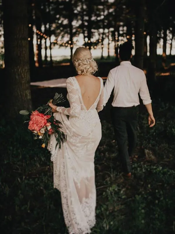 Anneprom Spaghetti Straps Lace Long Sleeve Backless Boho Wedding Gowns Rustic Wedding Dress APW0226