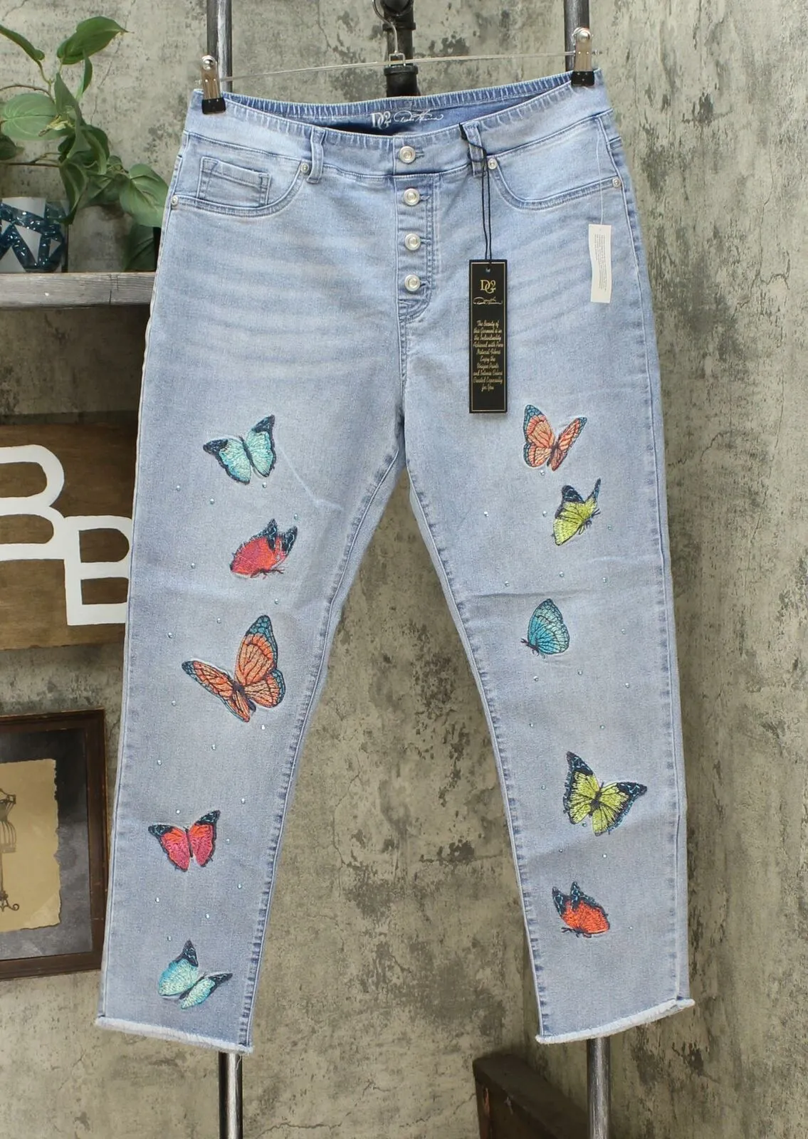 DG2 by Diane Gilman Women's Embroidered Pull On Stretch Denim Ankle Jeans