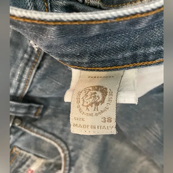 Diesel Industry Denim Division Blue Jeans Boyfriend Straight leg  Sz 38 Men’s