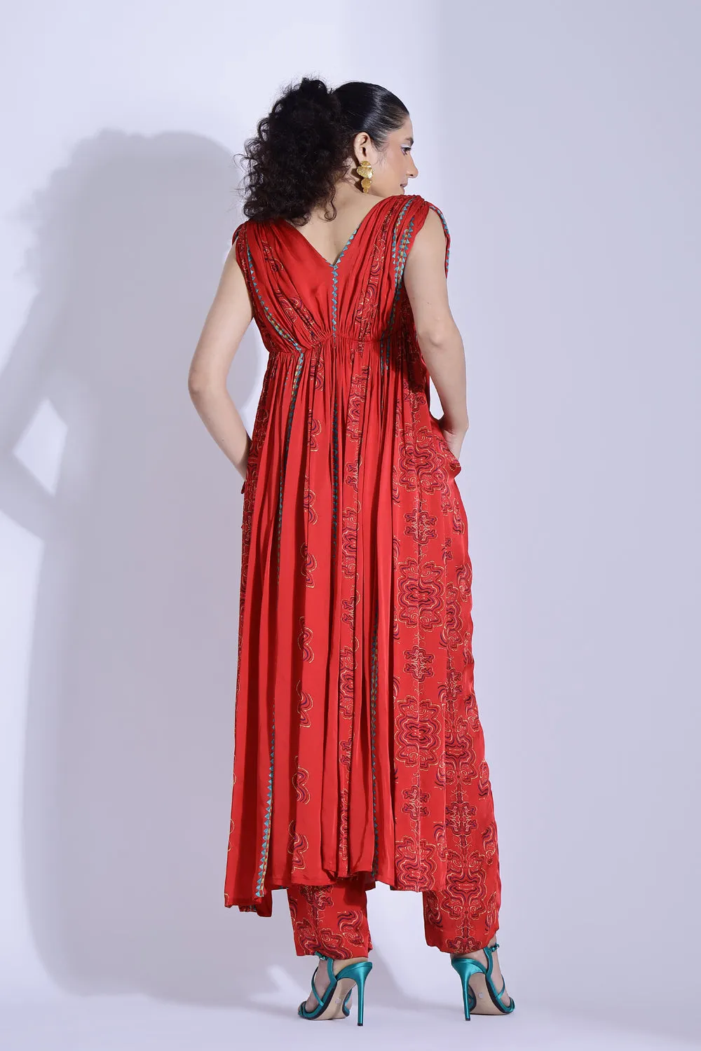 Drape Kurta And Tapered Pants