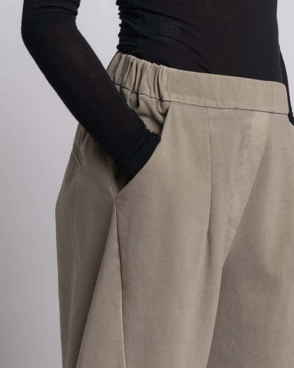 Elastic Stonewashed Seam Pant