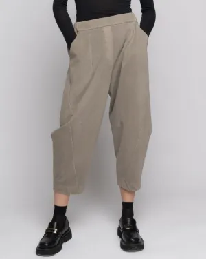 Elastic Stonewashed Seam Pant