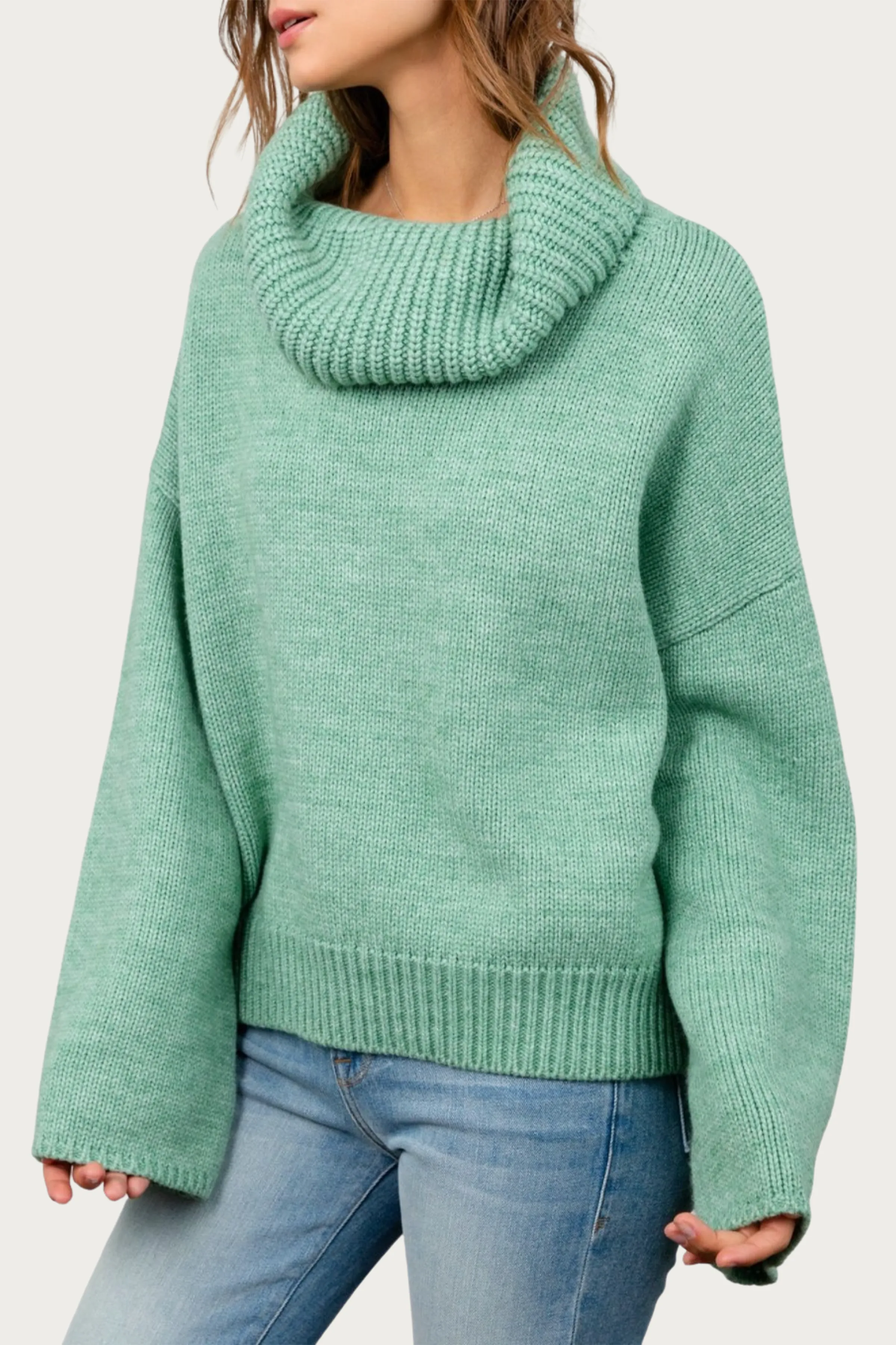 FRESH SAGE OVERSIZED SWEATER