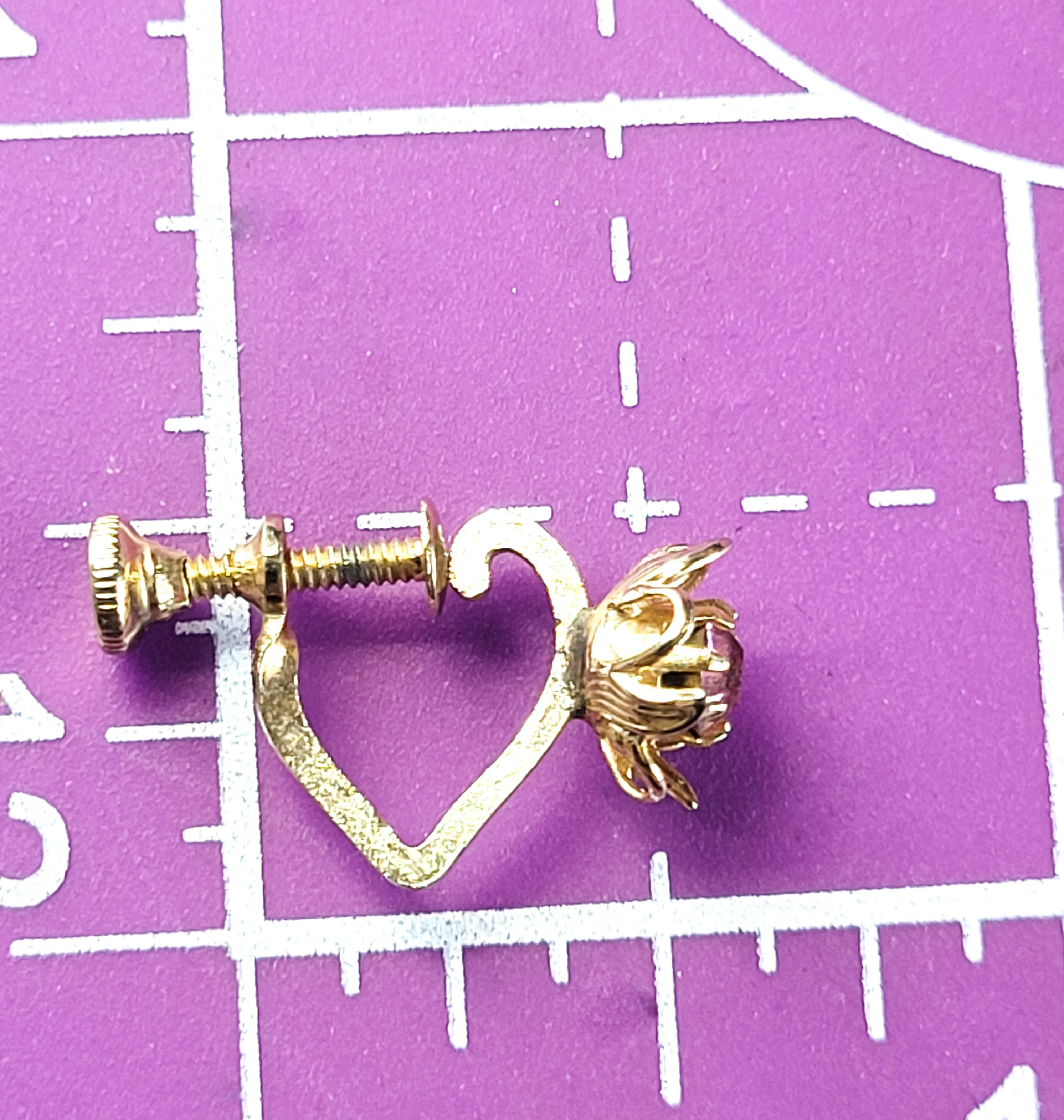 Gold heart hoop earrings with pink rhinestone flower vintage screw back