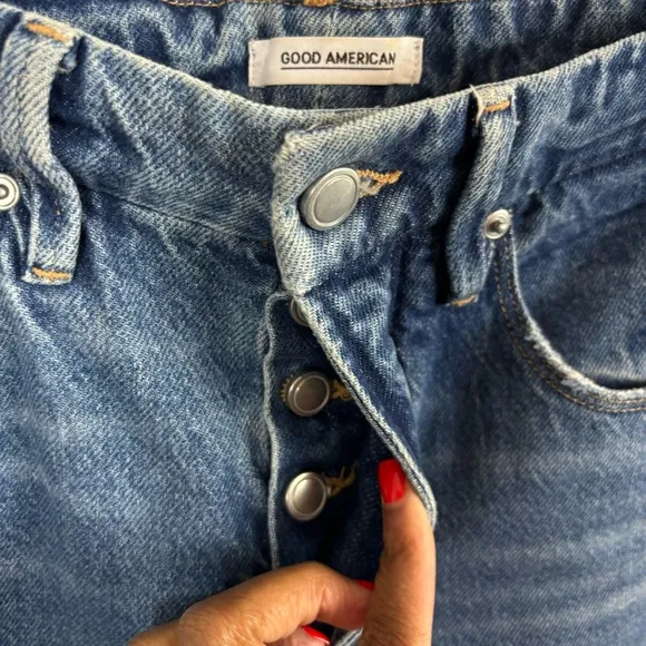 Good American Good Boy High Waisted Chewed Hem Boyfriend Jeans Size 28