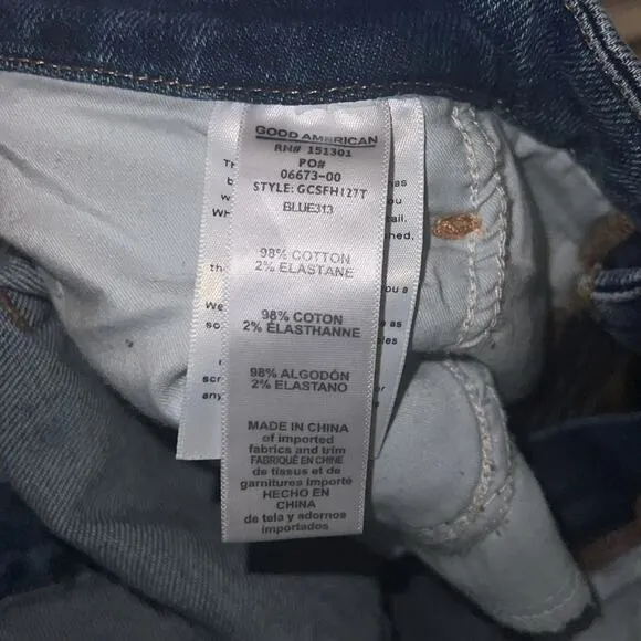 GOOD AMERICAN straight leg high rise jeans with raw hemline 16