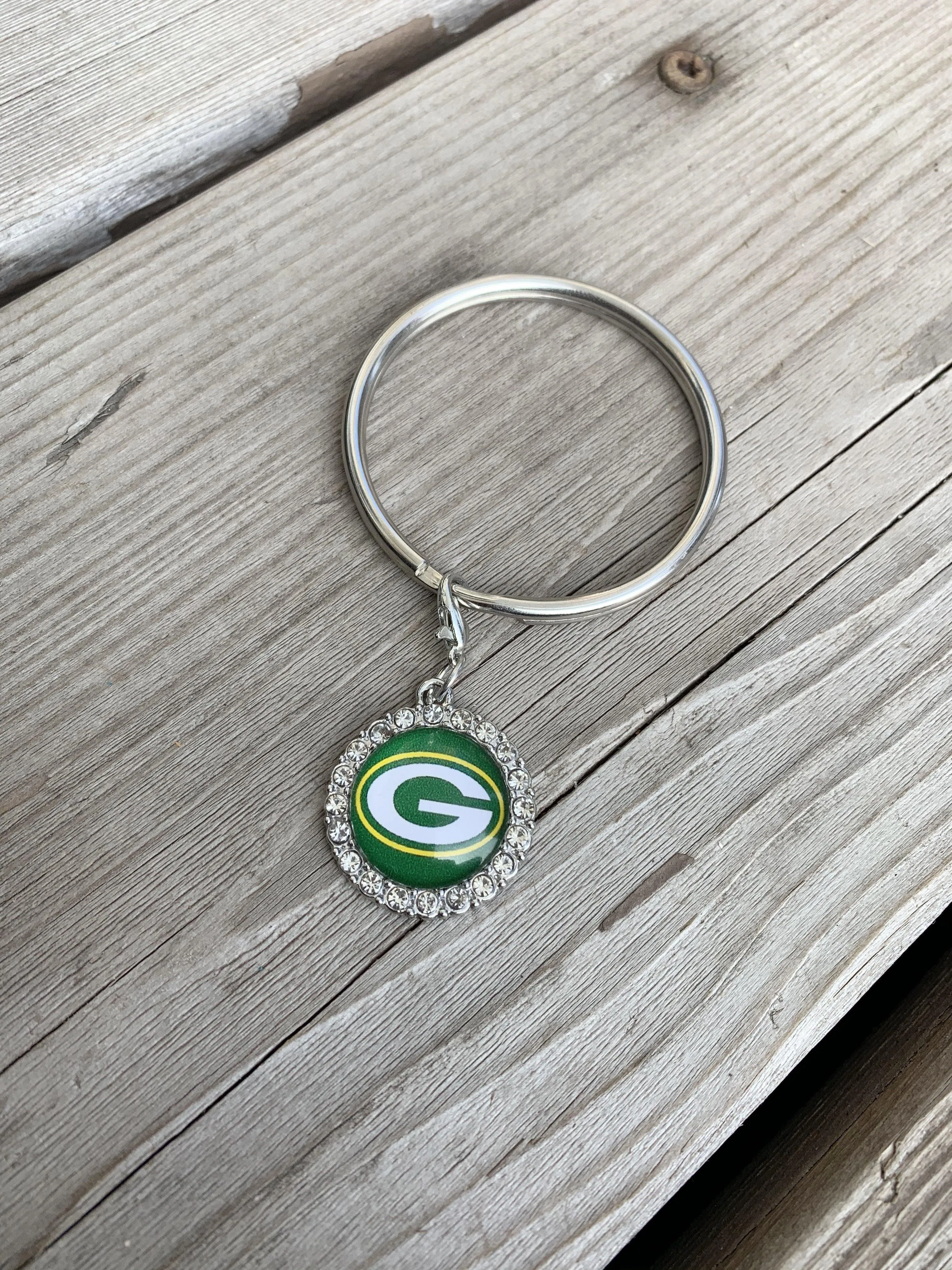 Green Bay Packers | Football jewelry | Necklaces | Earrings | Bracelets | Keychains