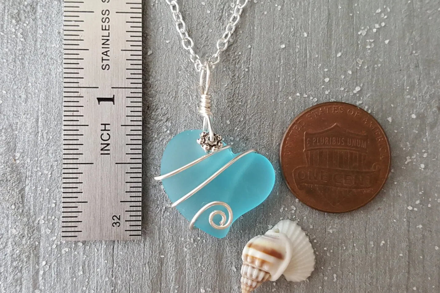 Hawaiian Jewelry Sea Glass Necklace, Wire Heart Necklace Turquoise Necklace Blue Necklace, Beach Jewelry Birthday Gift(December Birthstone)