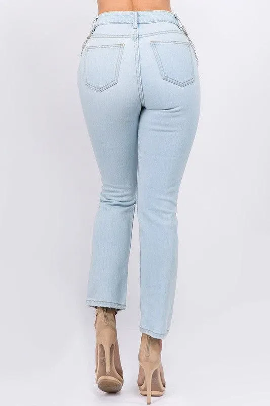 High waisted jeans with chain link