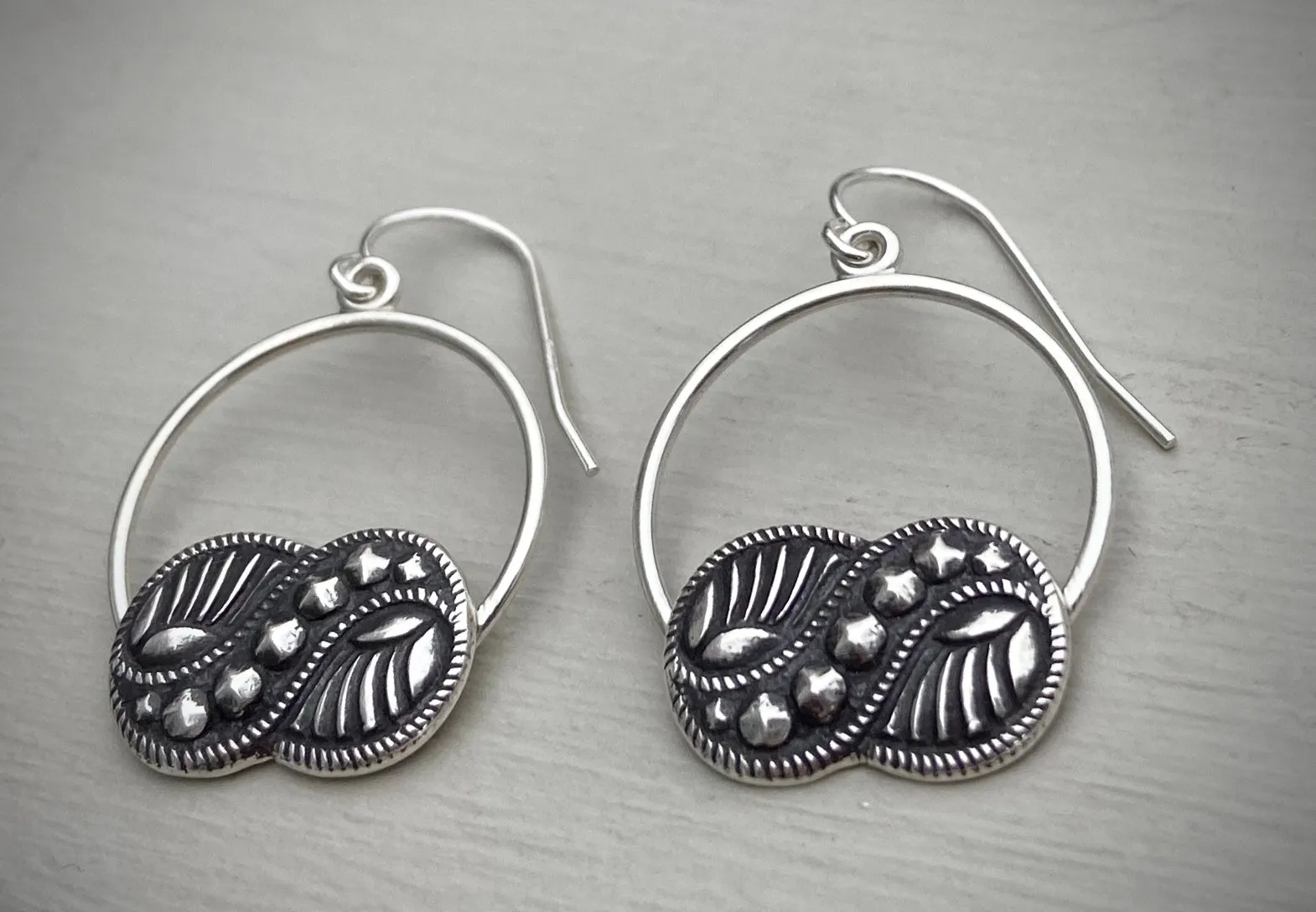 Infinity Hoop Earrings∞