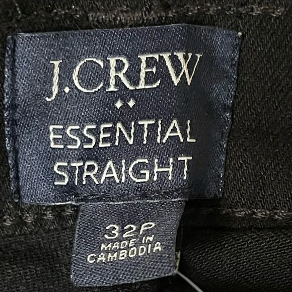 J Crew Factory Essential Straight Jeans in All-Day Stretch Size 32P in Black