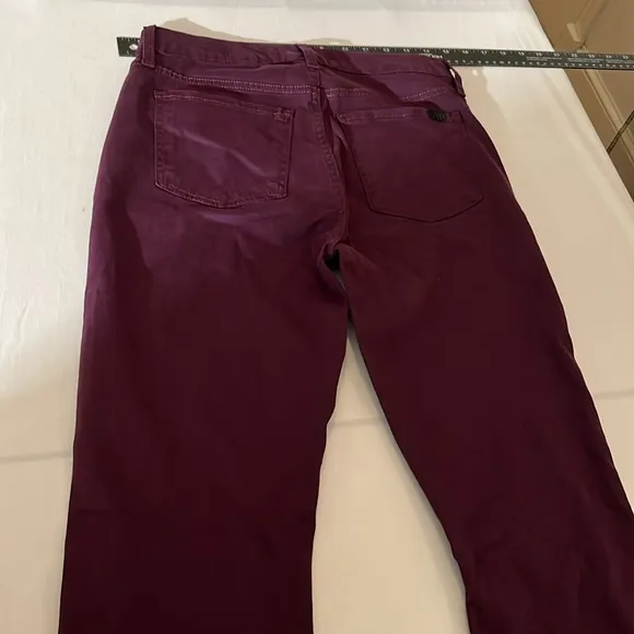JEN 7 by 7 for all mankind size 4 jeans wine/ maroon  highwaist straight leg