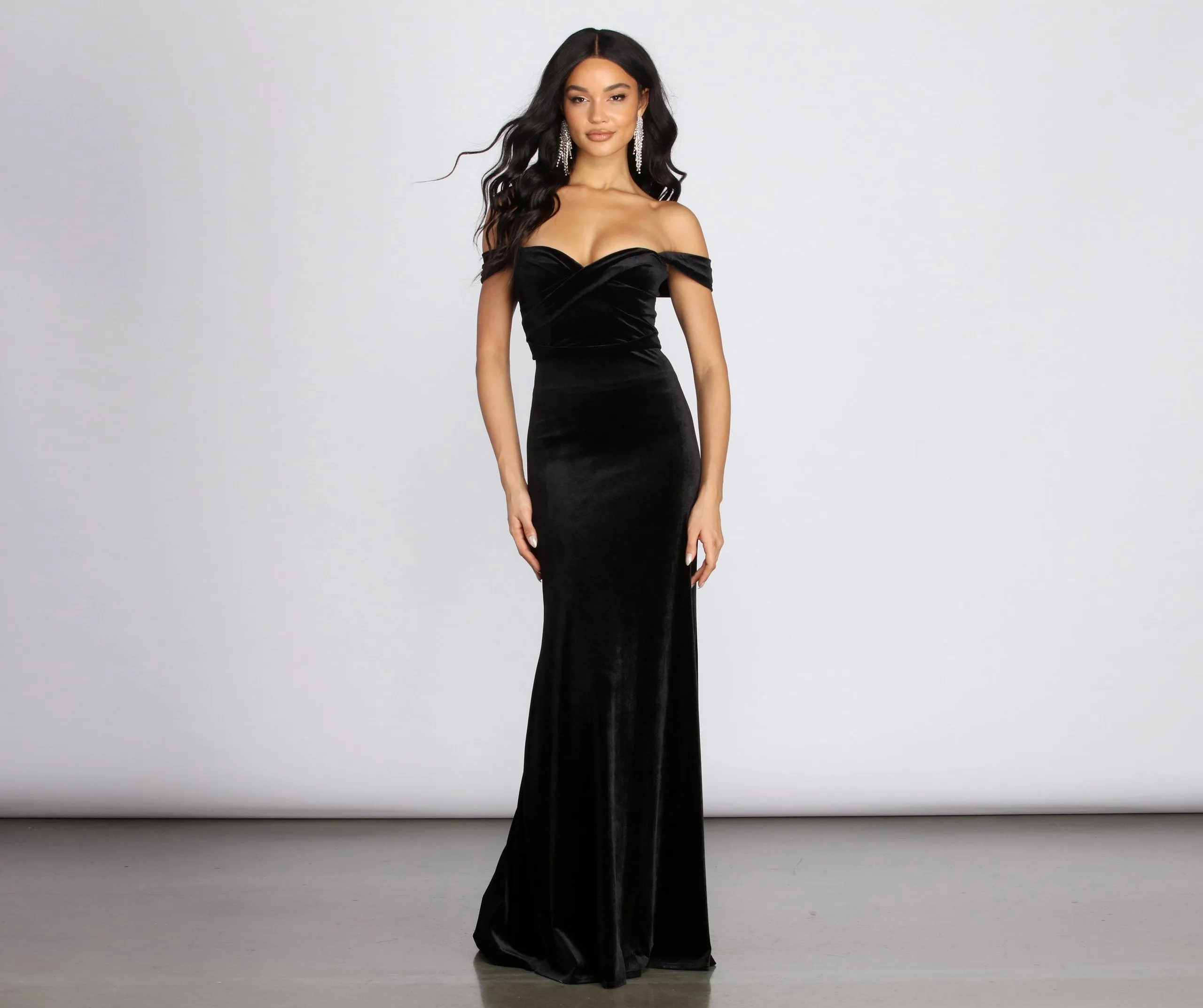 Jenisa Formal Off Charming The Shoulder Dress