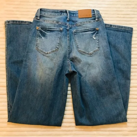 Judy Blue Distressed Straight Leg High Waisted Jeans Junior’s size 3 Women’s 26