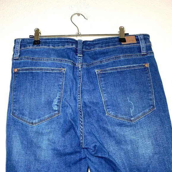 Judy Blue Relaxed Fit Mid Rise Straight Leg Denim Jeans 31