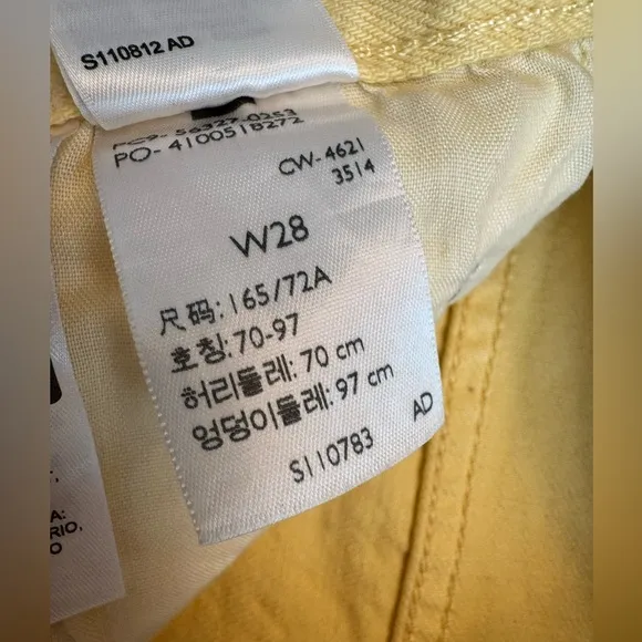 Levi's 501 Women's Yellow Denim High Rise Shorts size 28