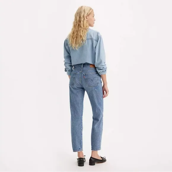 LEVI’s Premium 501® ORIGINAL CROPPED WOMEN'S JEANS -Mega Vibe-Medium Wash-28x28