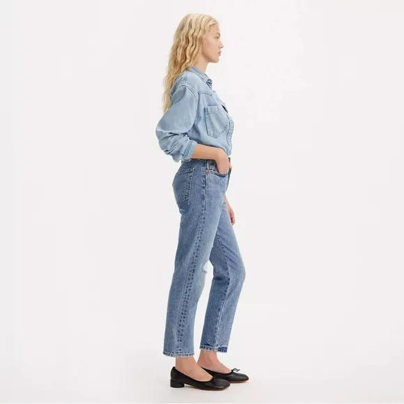 LEVI’s Premium 501® ORIGINAL CROPPED WOMEN'S JEANS -Mega Vibe-Medium Wash-28x28
