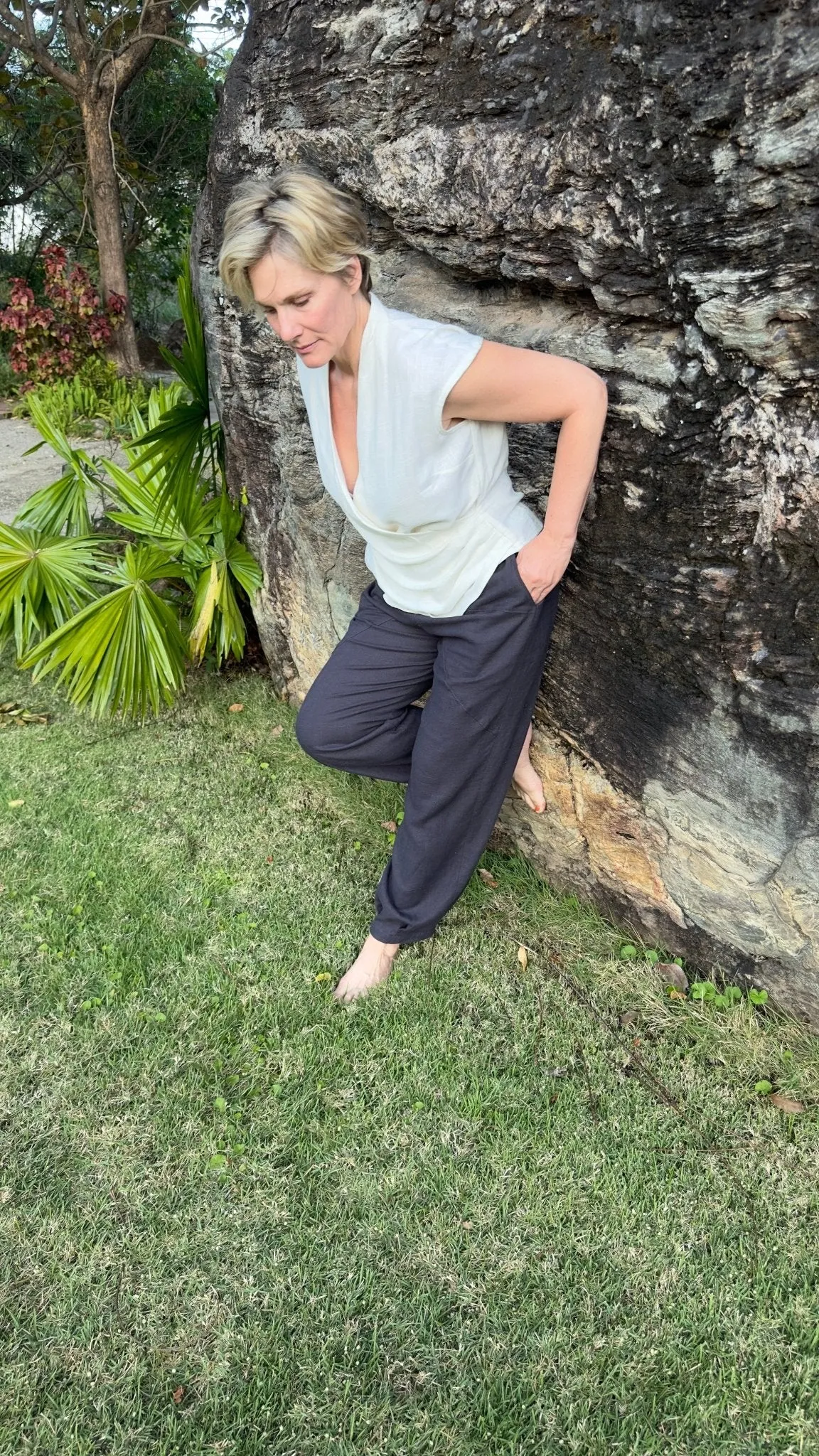 Linen Tapered Pants
