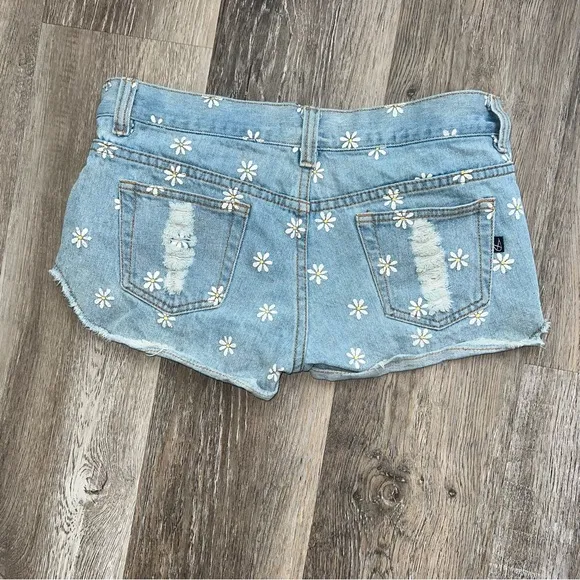 MINKPINK Sugar daisy print distressed denim shorts