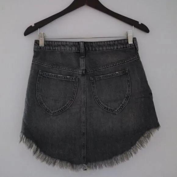 NEW Free People Bailey High Rise Jeans Skirt Size 25 Denim Distressed
