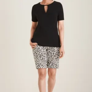 NWT Chicos Casual Cargo Animal Cheetah Printed Shorts / Size 1.5 (US 10)