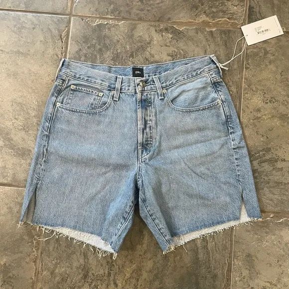 NWT EDWIN Jeans Cai Shorts 7&quot; in Sense Sz 30 $138