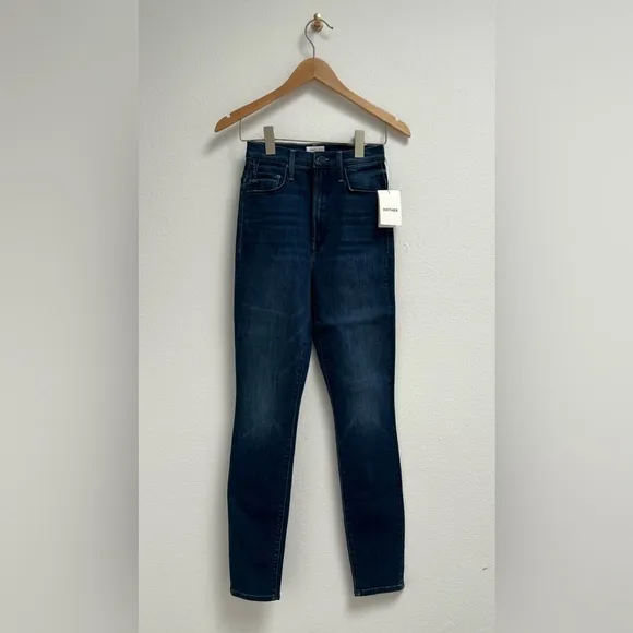 NWT - Mother Denim High Waisted Hoover, Size 25, Wash Anchor Point