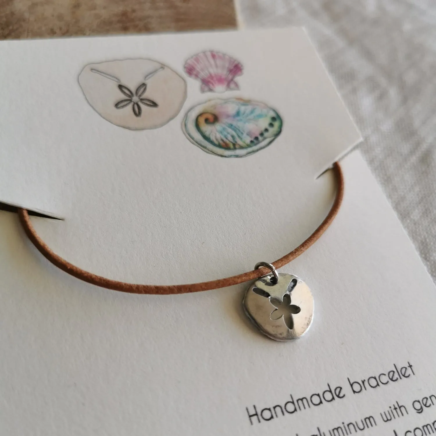 Pansy Shell Bracelet