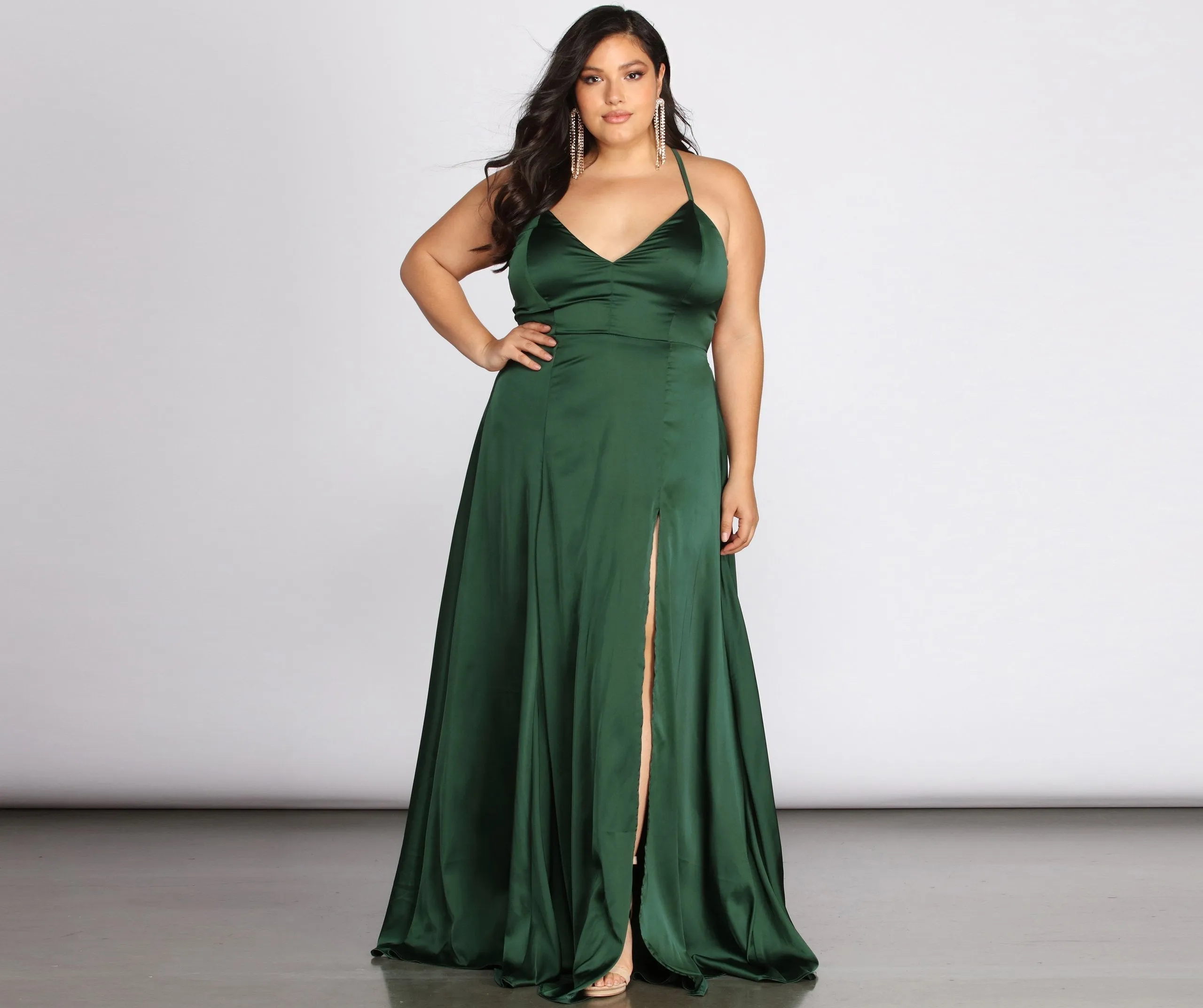 Plus Vera Satin Charming Lace Up Formal Dress