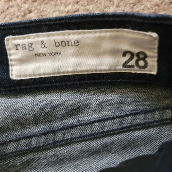 Rag &amp; Bone Dre Low Rise Indigo Distressed Denim Shorts Size 28