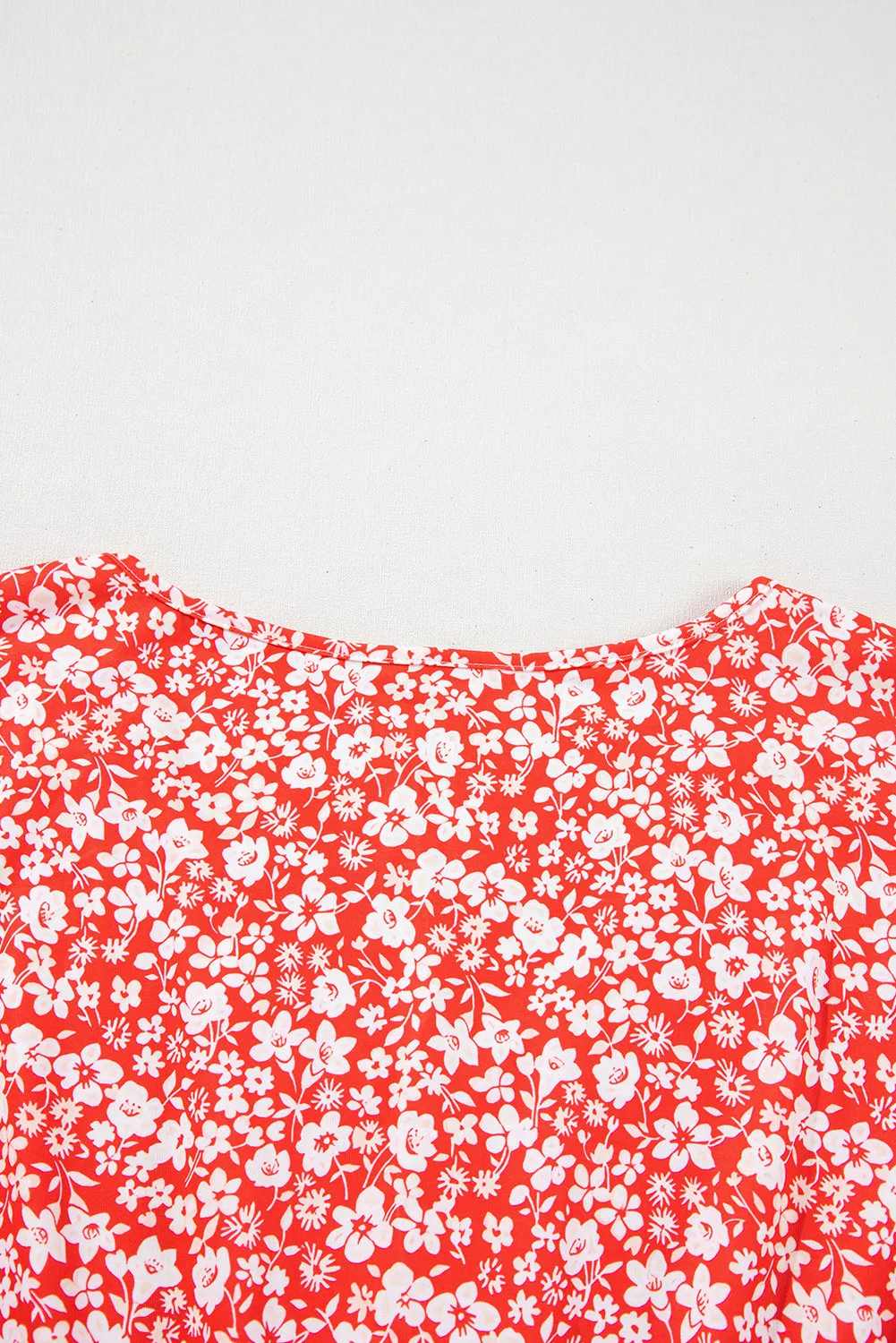 Red Plus Size Floral V Neck Flared Bracelet Sleeve Blouse