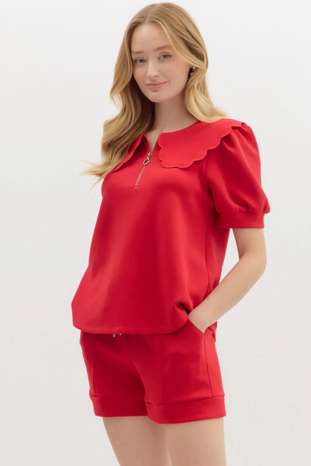 Red Queen Scalloped Set