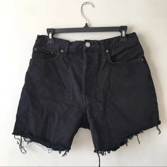 Re/Done High-Rise Frayed-Edge Denim Shorts