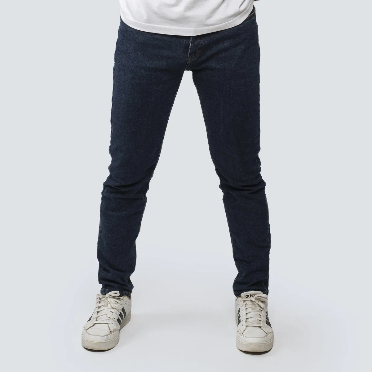 Regular Tapered Jeans . Dark Blue Denim