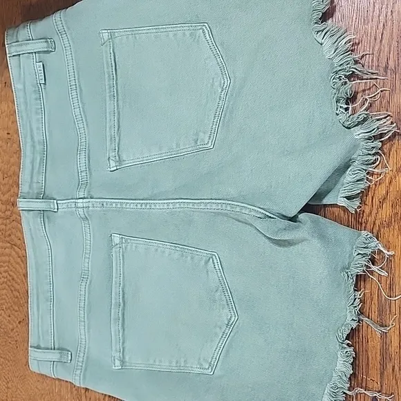 Risen 💚NWOT💚 Denim Shorts Frayed Distressed Shark Bites XL EUC