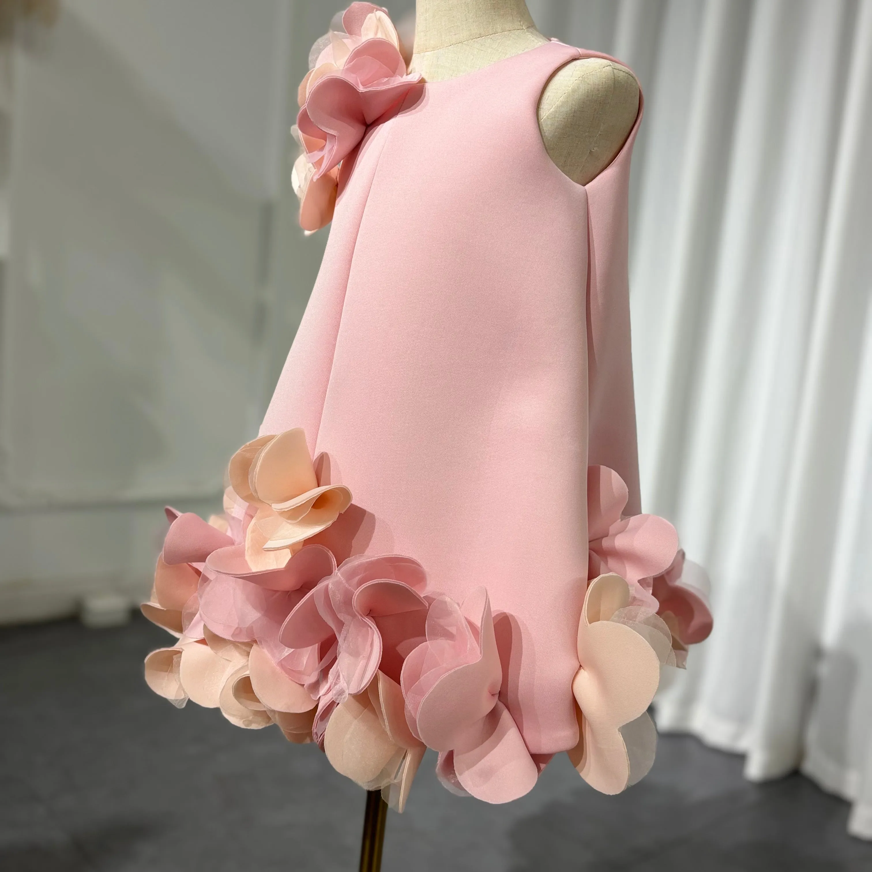 Roycebridal Elegant White Dubai Girl Dress Pink Eid al-Fitr Baby Children Clothes for Wedding Birthday Holiday Party 2025 J073