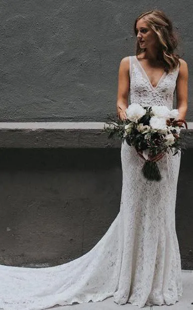 Sexy V-neck Lace Sheath Floor-length Chapel Train Sleeveless Wedding Dress-715934