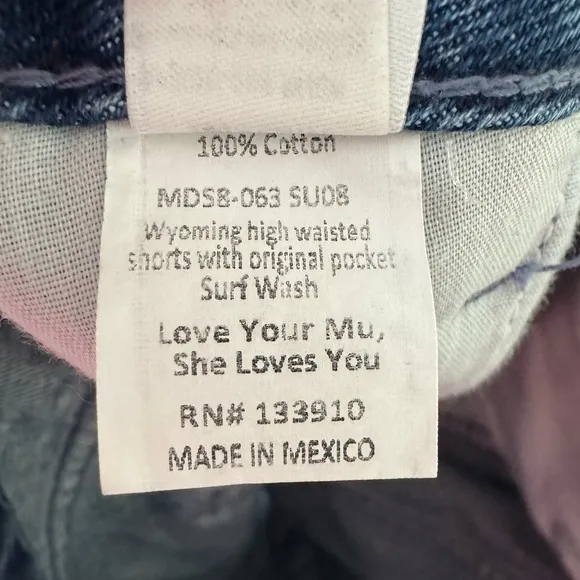 Show me your Mumu Wyoming high waisted surf wash blue denim  jean short 32