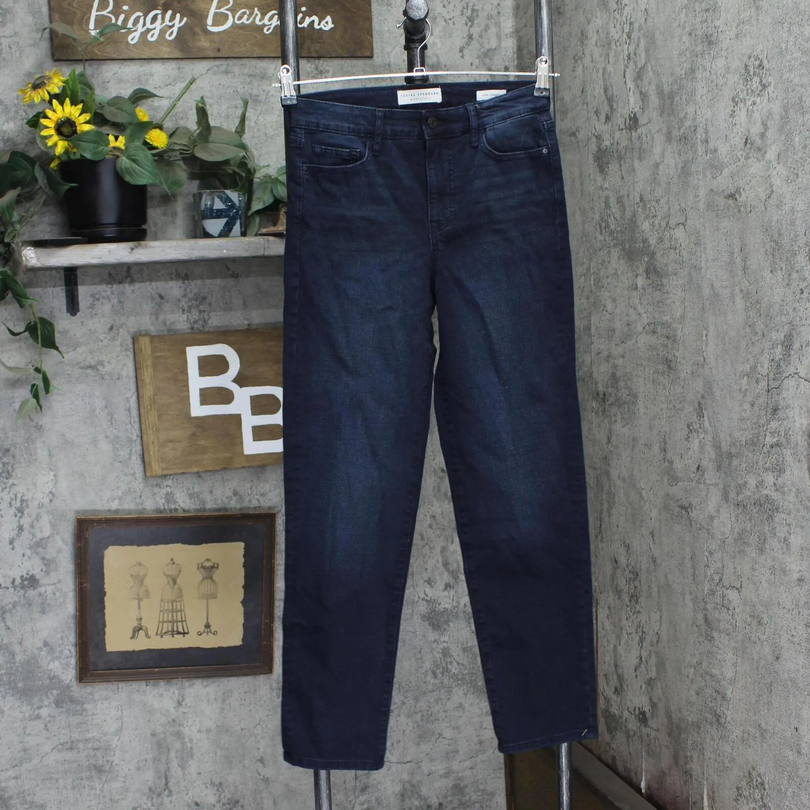 Social Standard by Sanctuary Womens Slim Straight Leg Jeans Blue 2