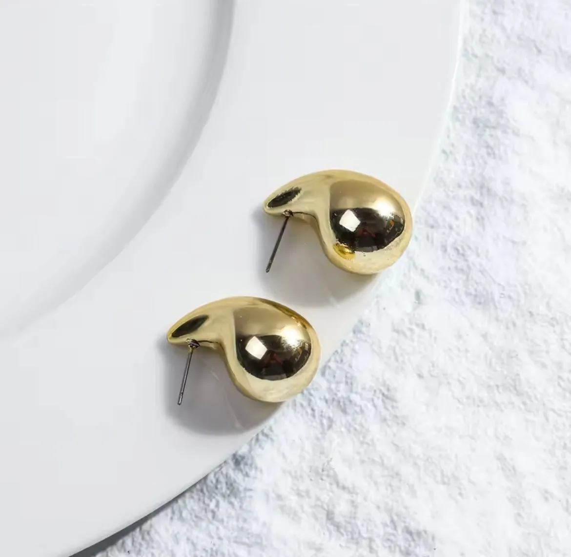 Tear drop earrings