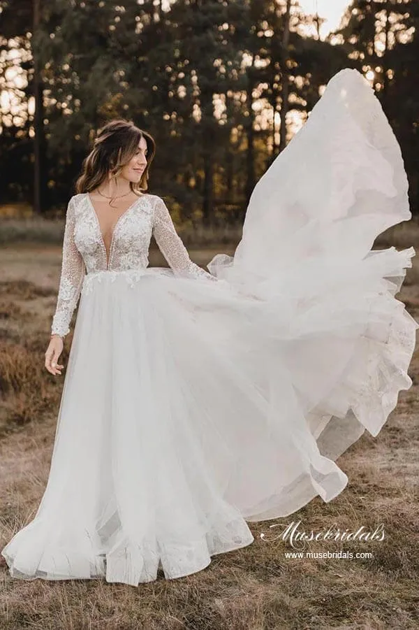 Tulle A-line V-neck Long Sleeves Wedding Dresses With Lace Appliques, MW920