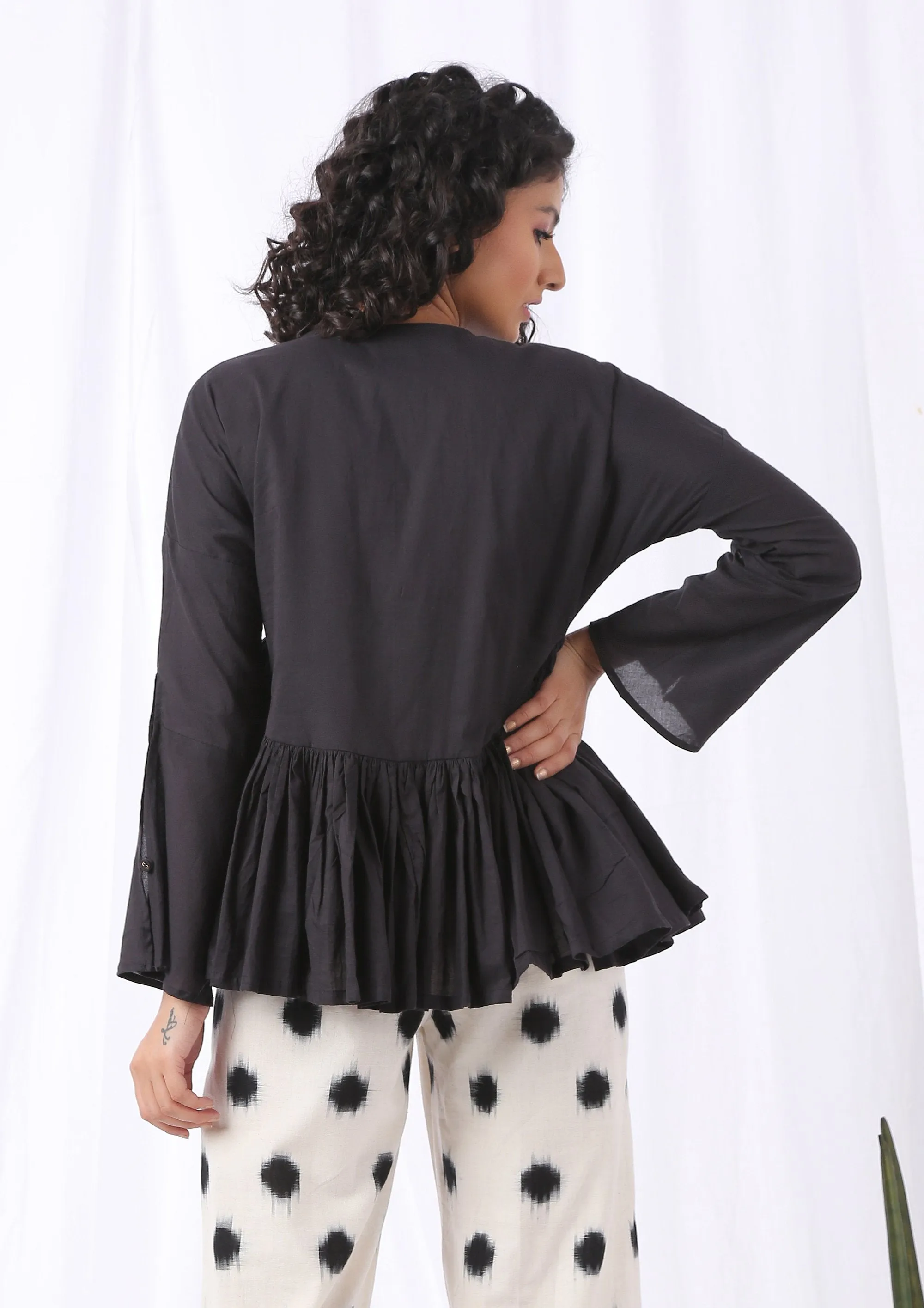 UMBRELLA TOP-BLACK