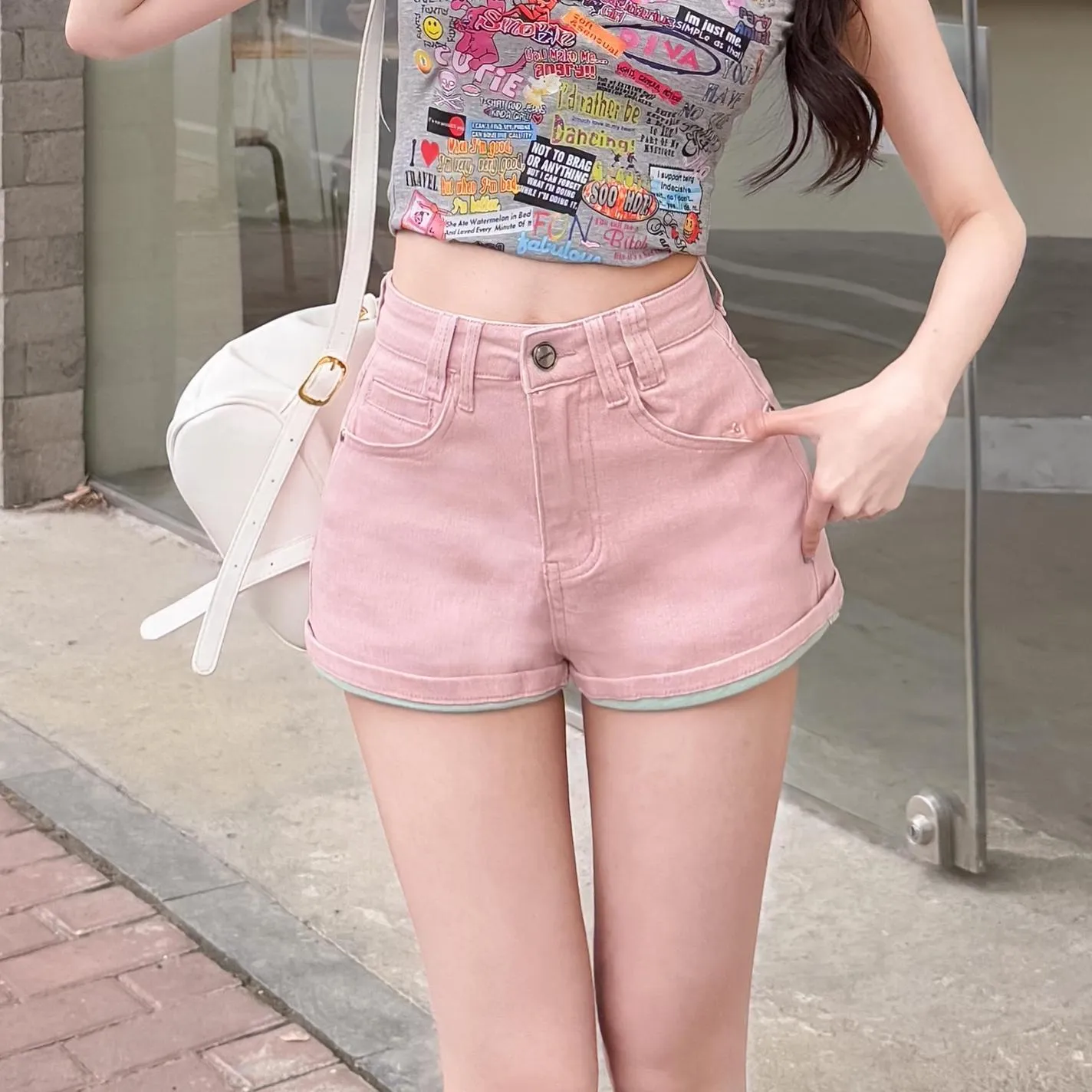Women's Abrasion-Resistant Denim Shorts for Everyday Wear