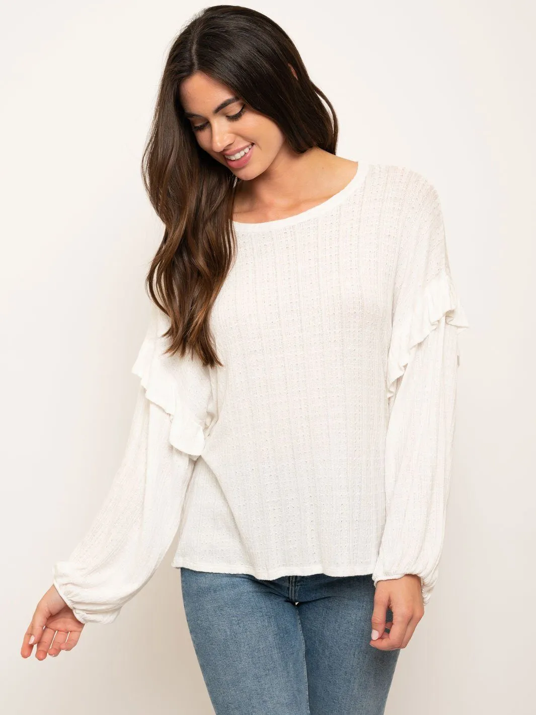 WOMEN'S LONG SLEEVE RUFFLE DETAIL TOP