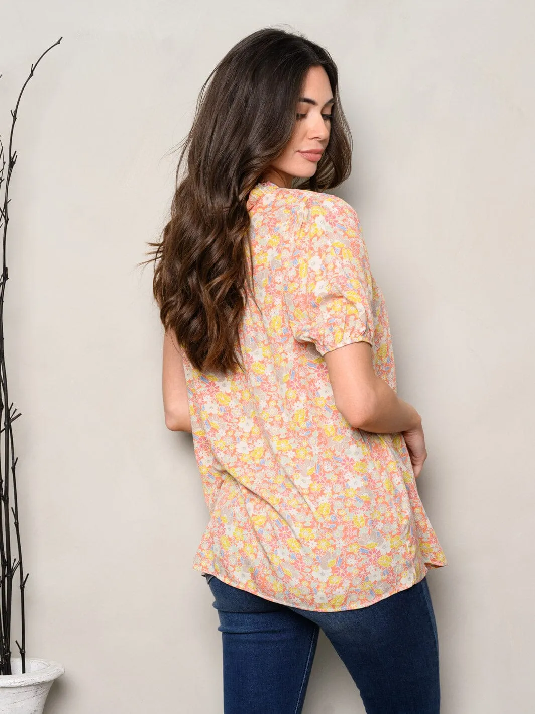 WOMEN'S SHORT SLEEVE RUFFLE FLORAL TUNIC TOP