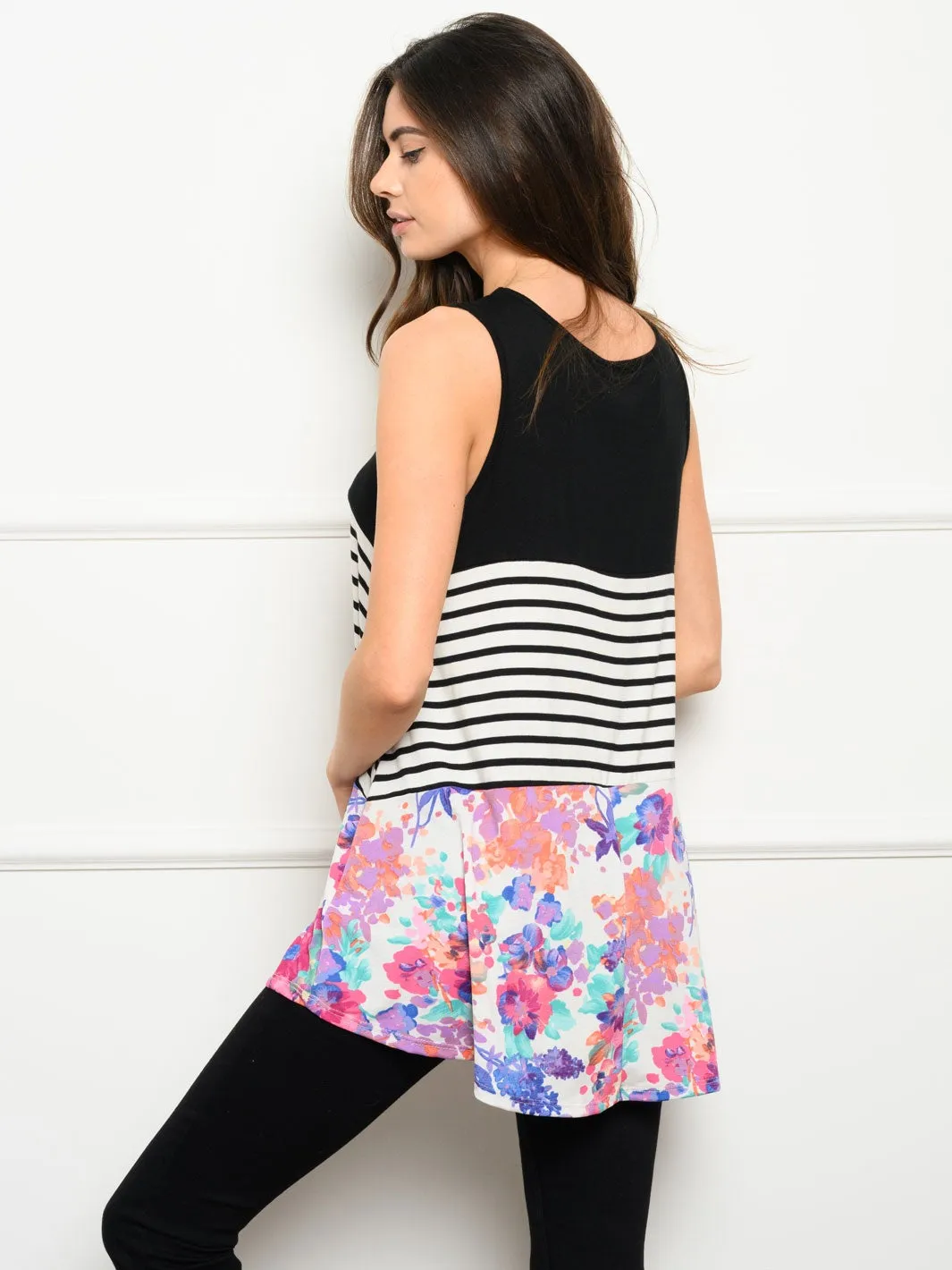 WOMEN'S SLEEVELESS MULTI PRINT TANK TOP