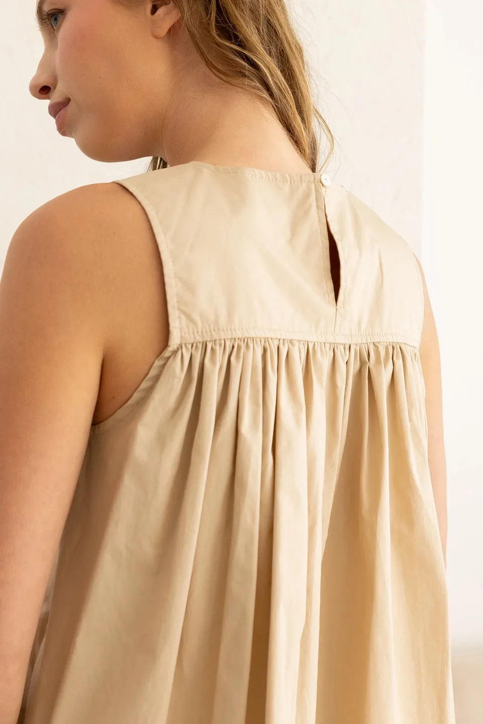 Yui Sleeveless Ruffle Detail Top